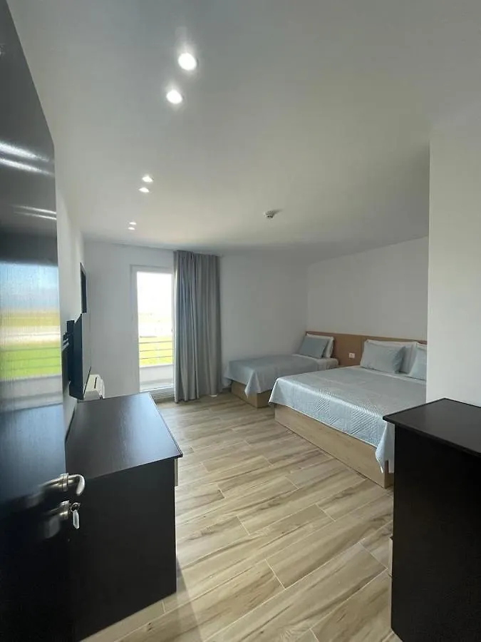 Hotel Verzaci Ринас Албания
