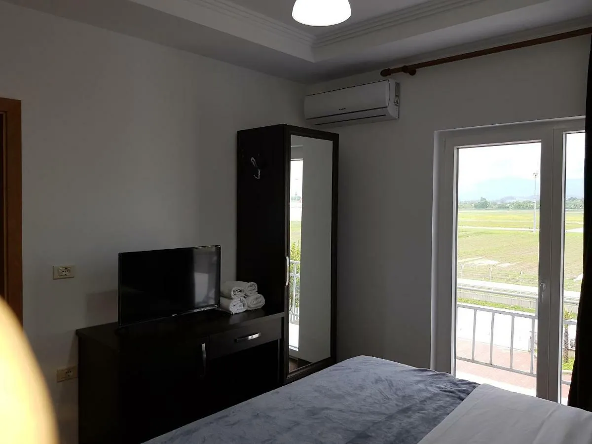 Hotel Verzaci Ринас 3*,  Албания