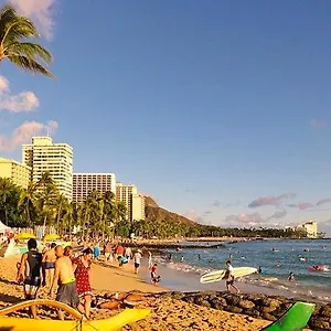 *** Lägenhetshotell Aqua Aloha Surf USA