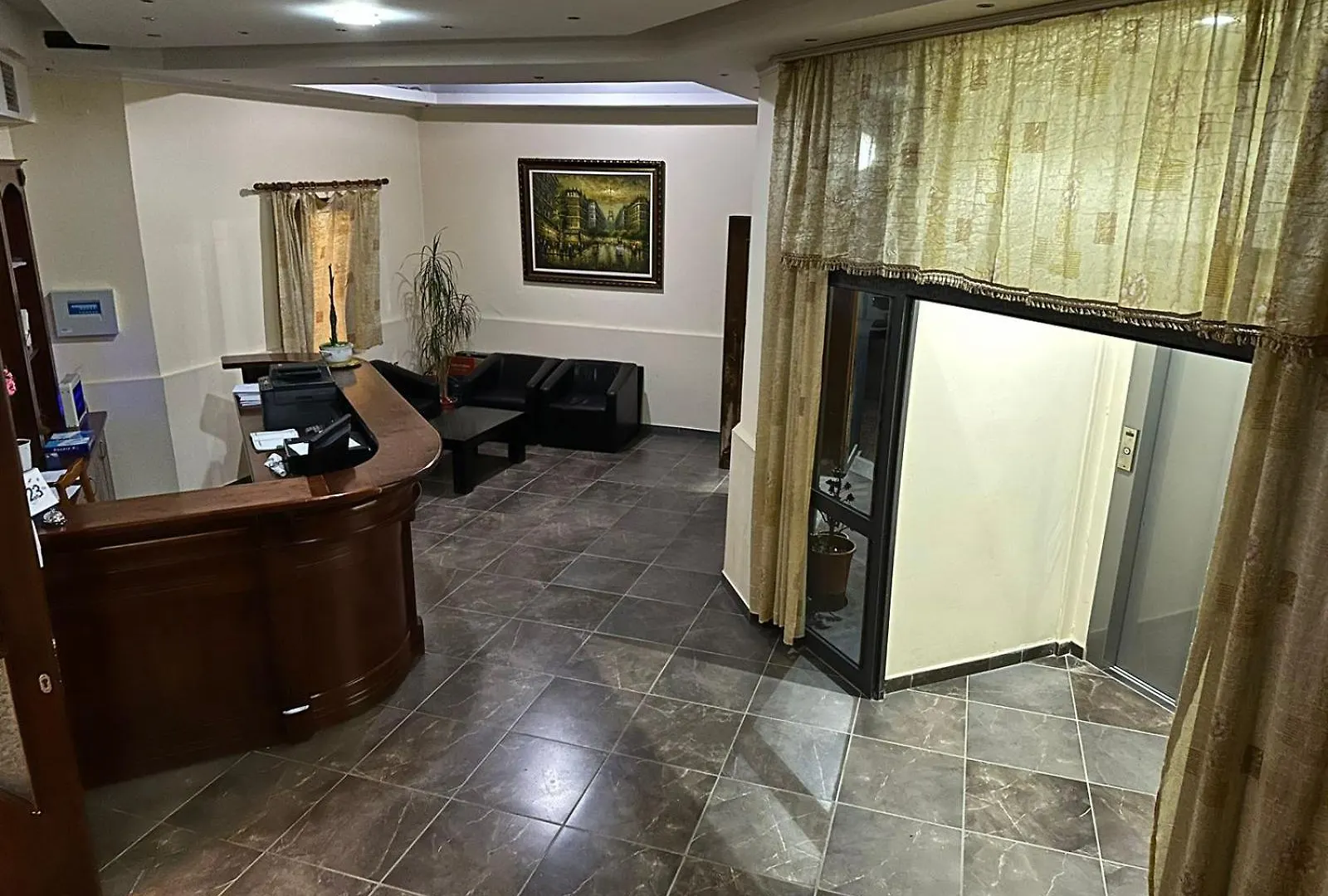 ***  Hotel Verzaci Rinas Albanien
