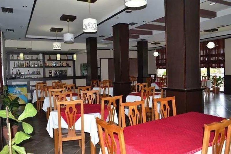 Hotel Verzaci Rinas アルバニア